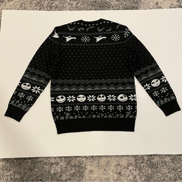 Christmas Sweater Bundle Size Medium - Picture 10 of 10